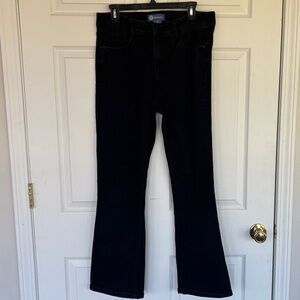 Democracy Black Bootcut Jeans for Women